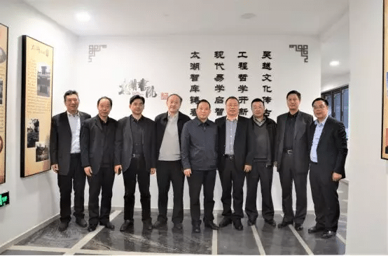 ���ι��� - ����