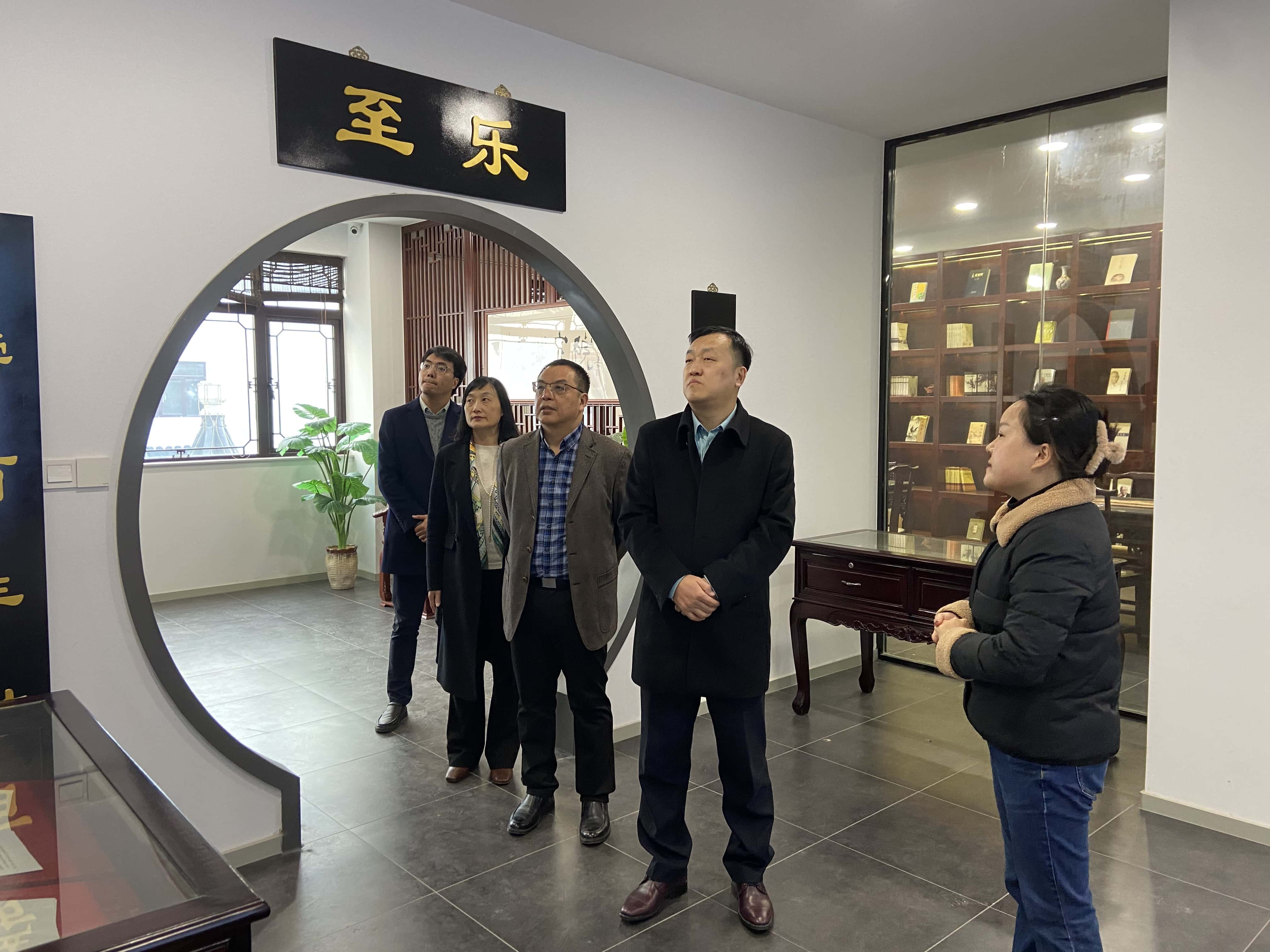 ���ι��� - ����