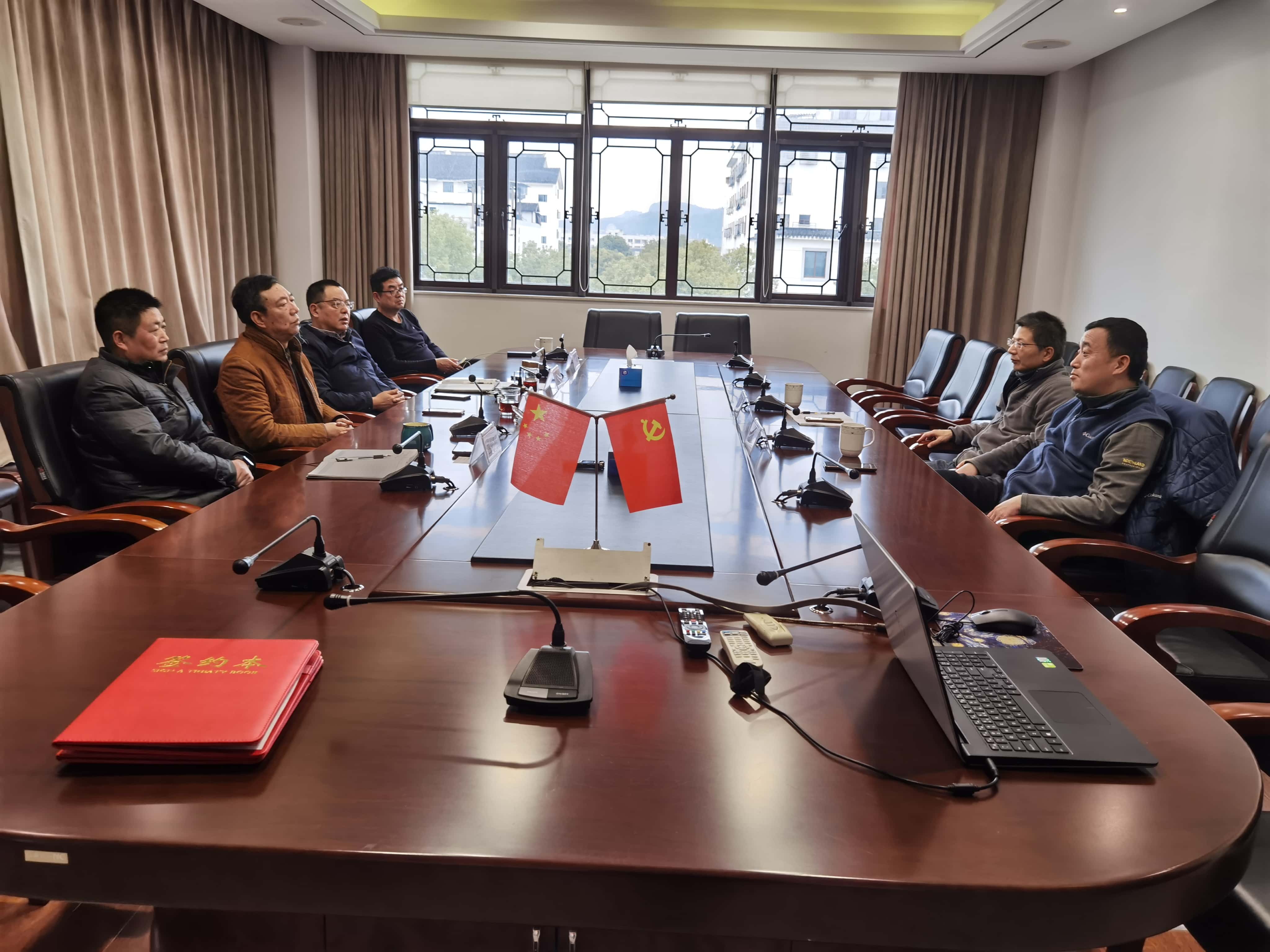 ���ι��� - ����